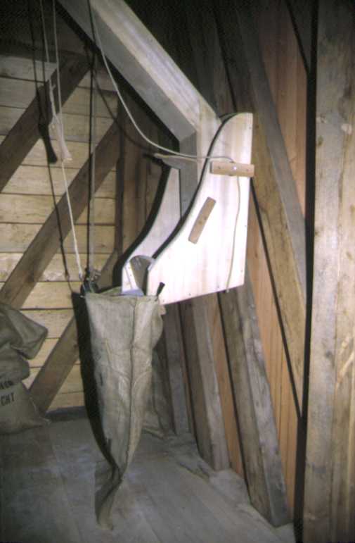 Gevulde zak meel - Sac de farine rempli